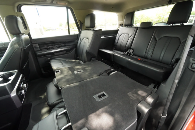 Used 2019 Ford Expedition Platinum RWD image 26
