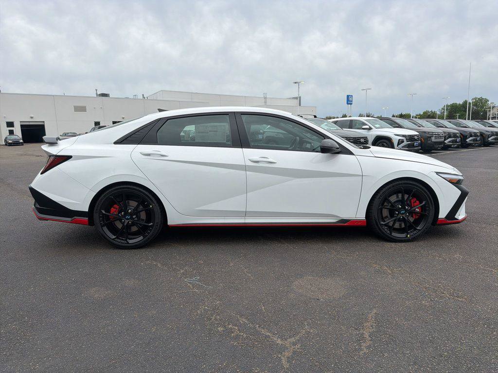 New 2026 Hyundai Elantra N FWD image 7
