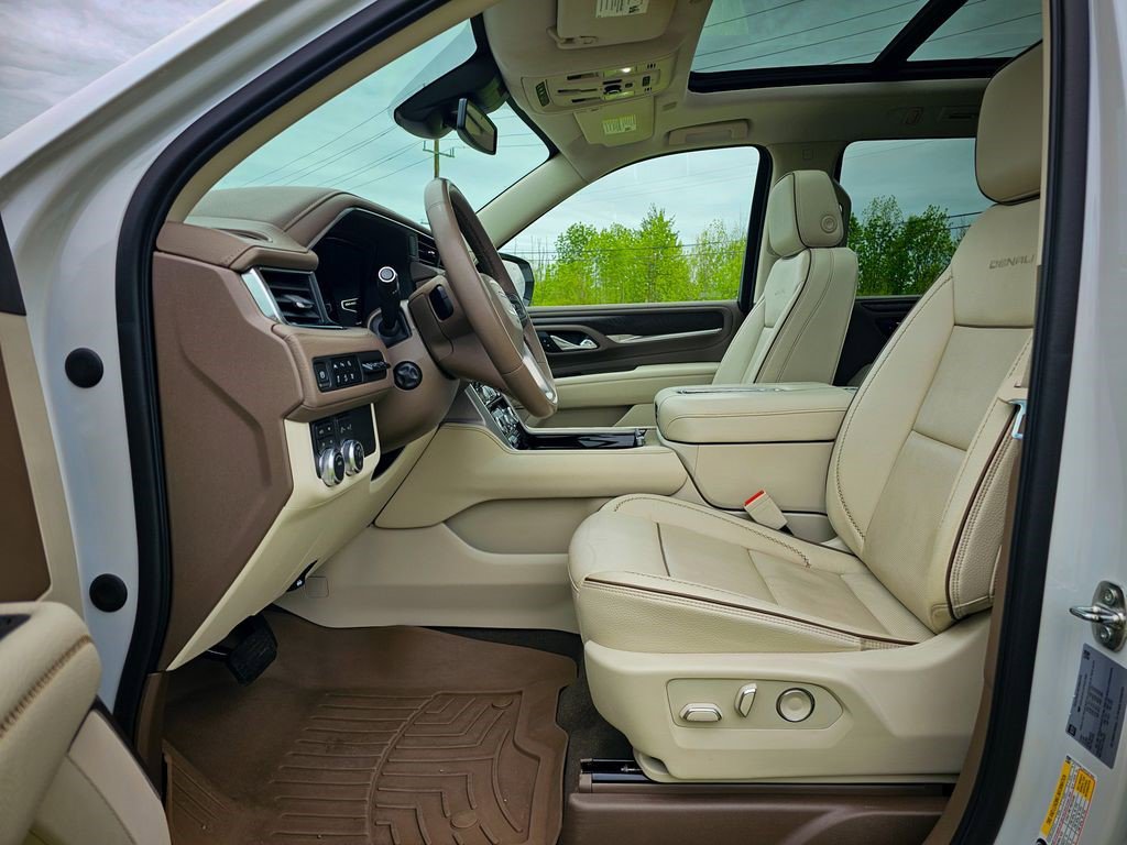 Certified 2023 GMC Yukon Denali AWD/4WD image 19