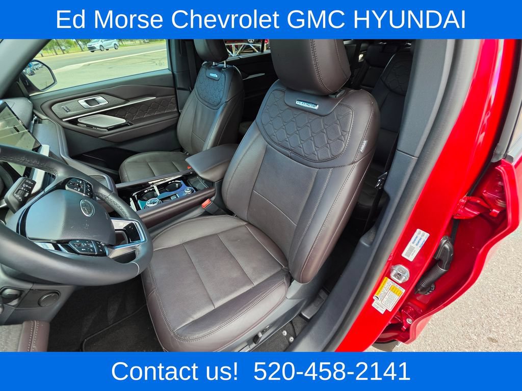 Used 2025 Ford Explorer Platinum w/ Ultimate Package AWD/4WD image 9