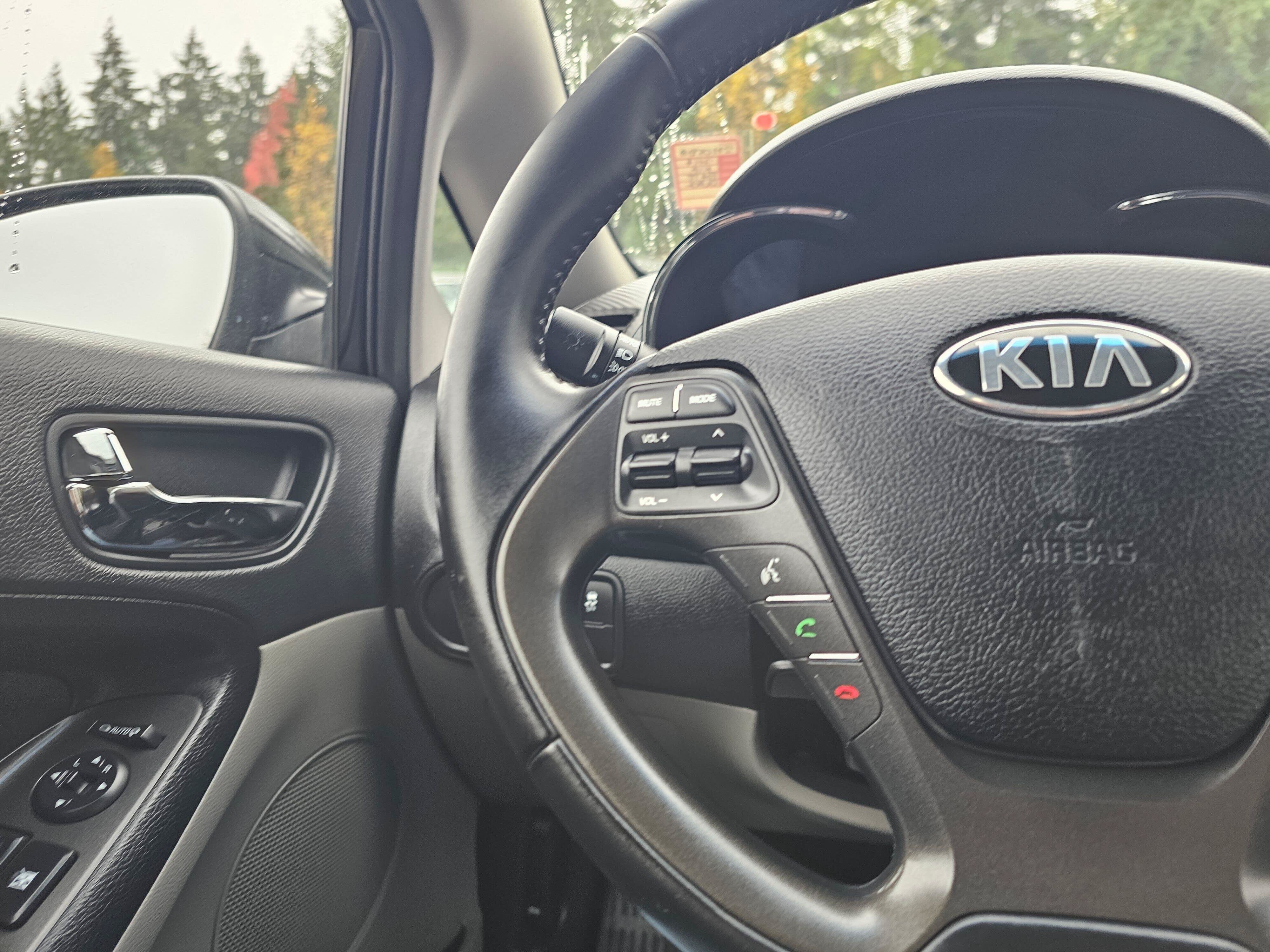 Used 2014 Kia Forte EX FWD image 33