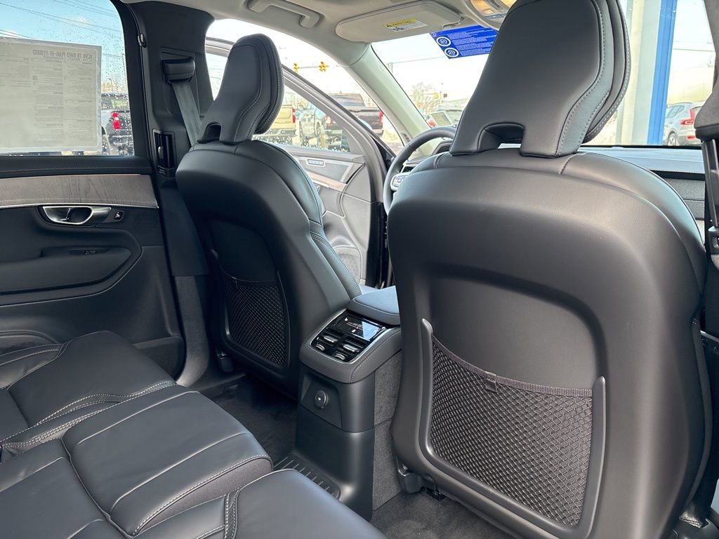 New 2026 Volvo XC90 T8 Ultra w/ Protection Package Premier image 43