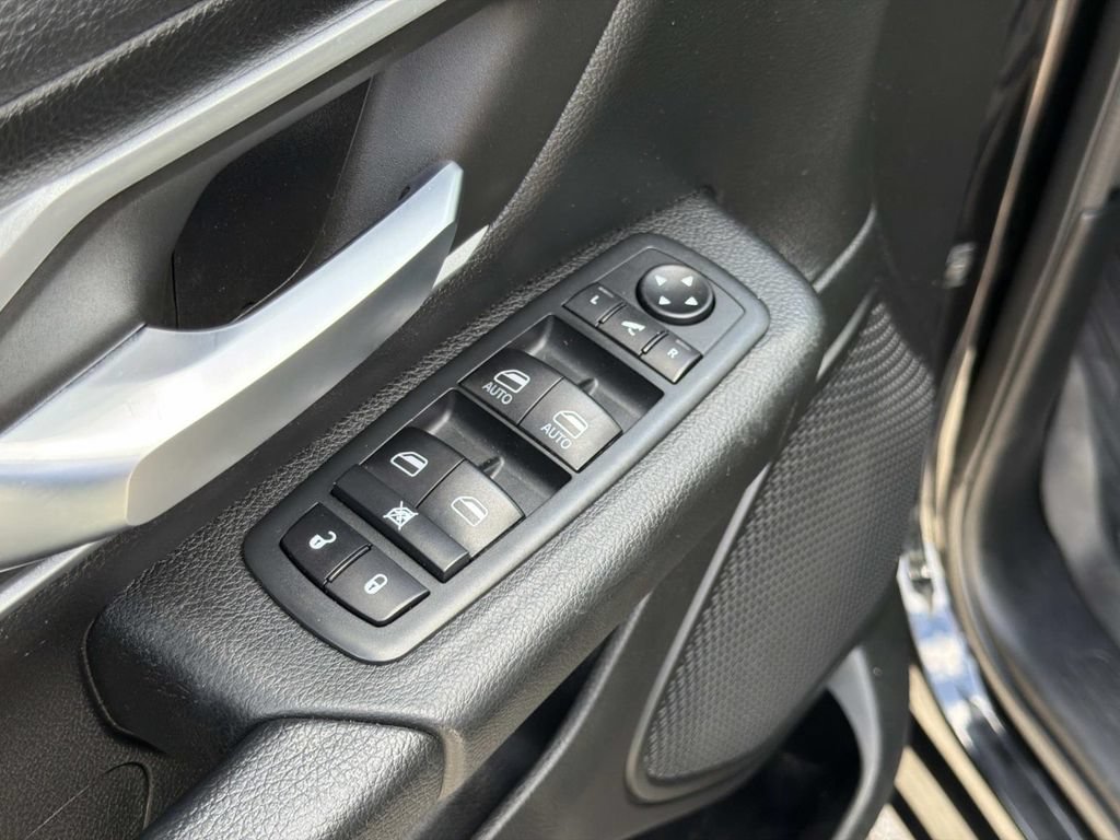 Used 2020 RAM 1500 Big Horn AWD/4WD image 19