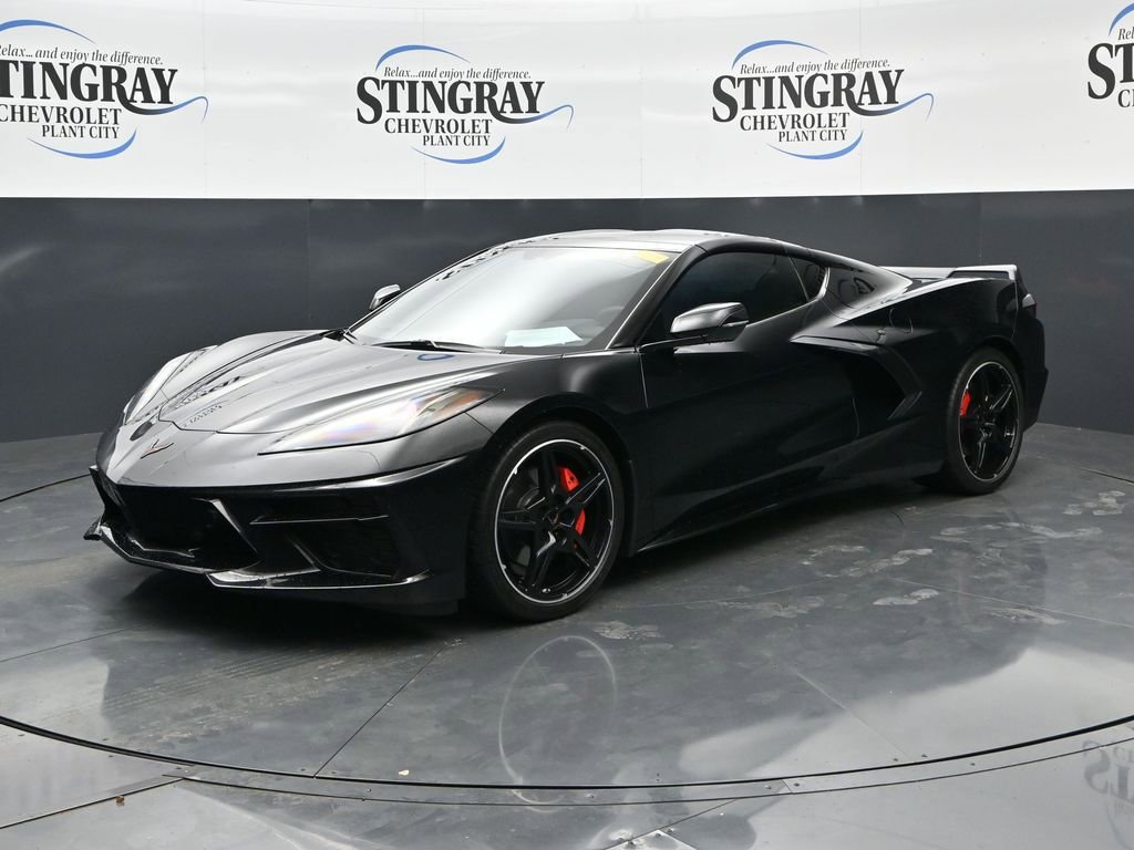 Used 2021 Chevrolet Corvette Stingray Preferred Cpe w/ Body-Color Dual Roof Package RWD image 3
