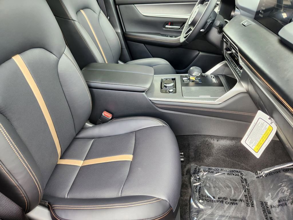 New 2025 MAZDA CX-90 Plug-In Hybrid w/ Premium Plus image 18