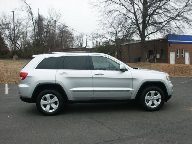 Used 2013 Jeep Grand Cherokee Laredo image 5