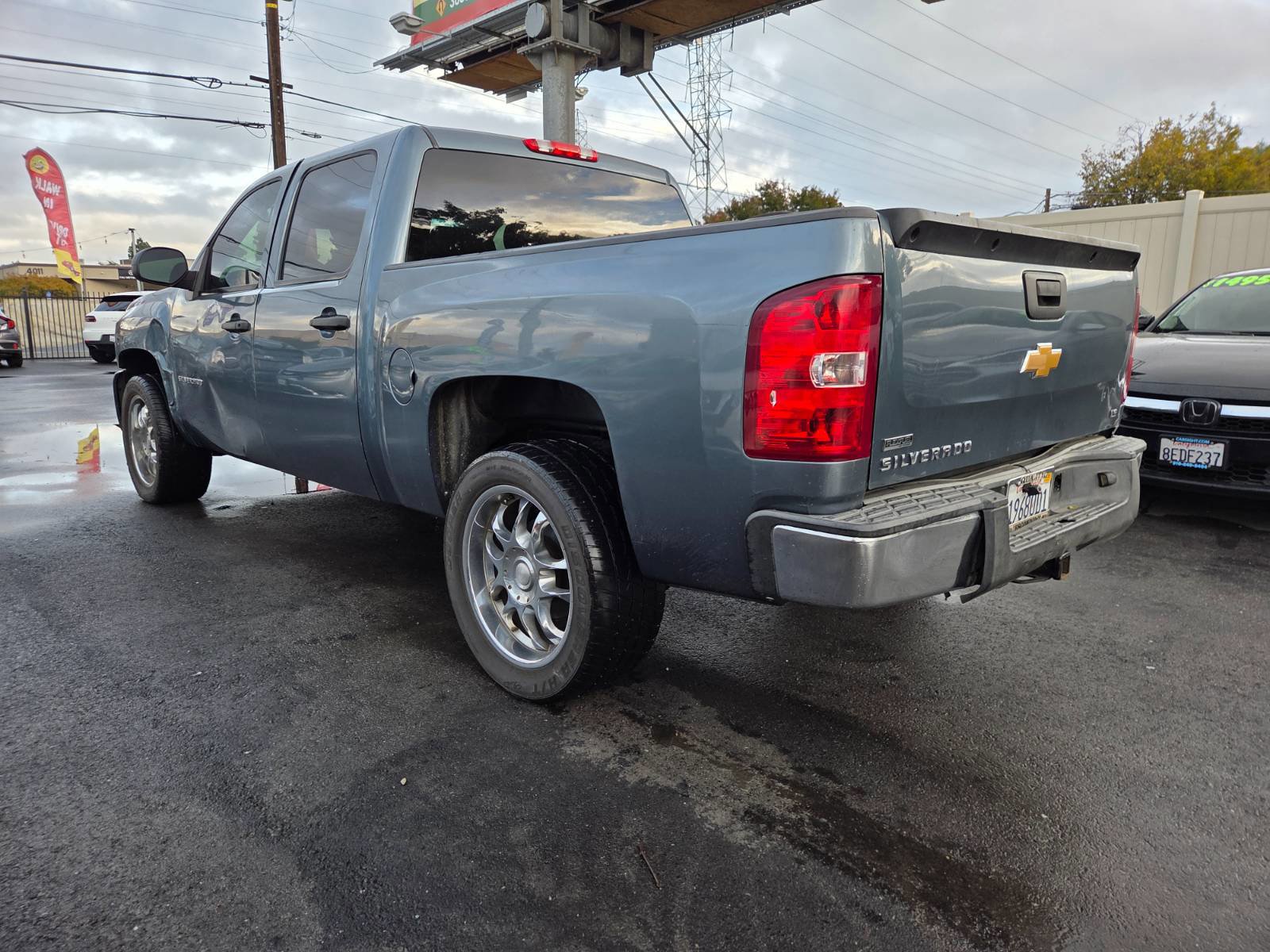Used 2011 Chevrolet Silverado 1500 LS RWD image 2