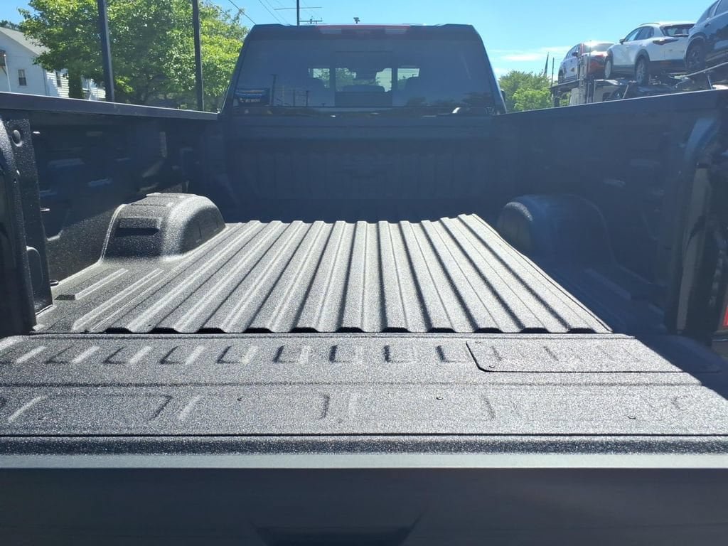 New 2026 Chevrolet Silverado 2500 High Country w/ Technology Package AWD/4WD image 10