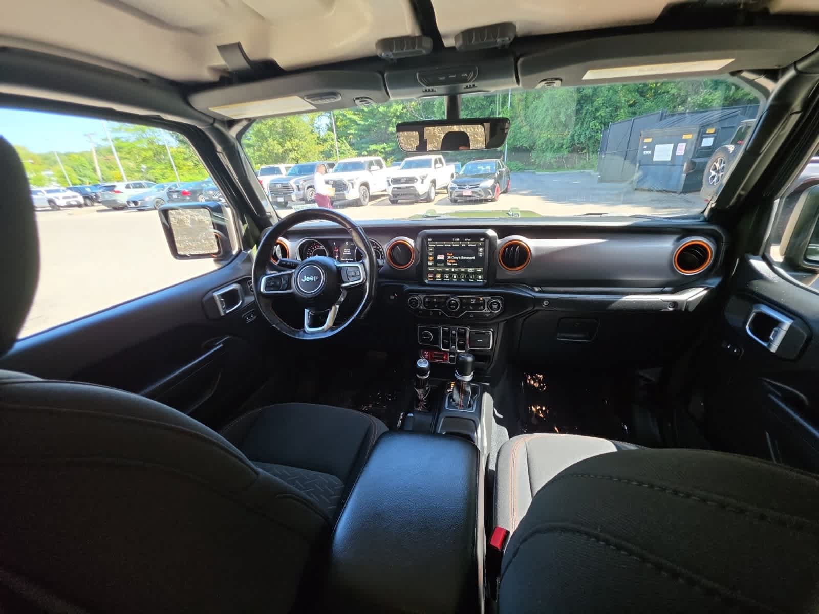 Used 2022 Jeep Gladiator Mojave w/ LED Lighting Group AWD/4WD image 24