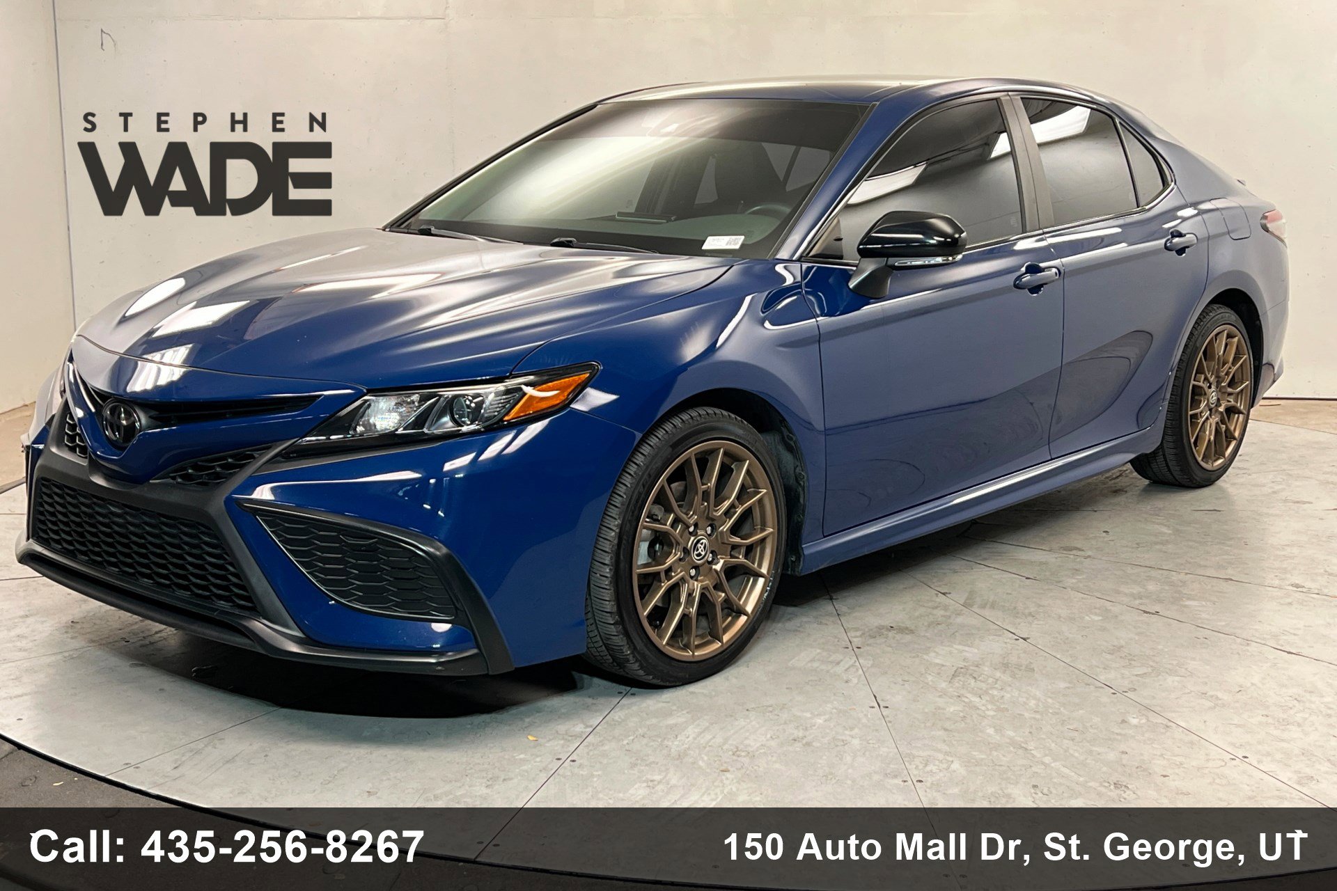 Used 2023 Toyota Camry SE image 1