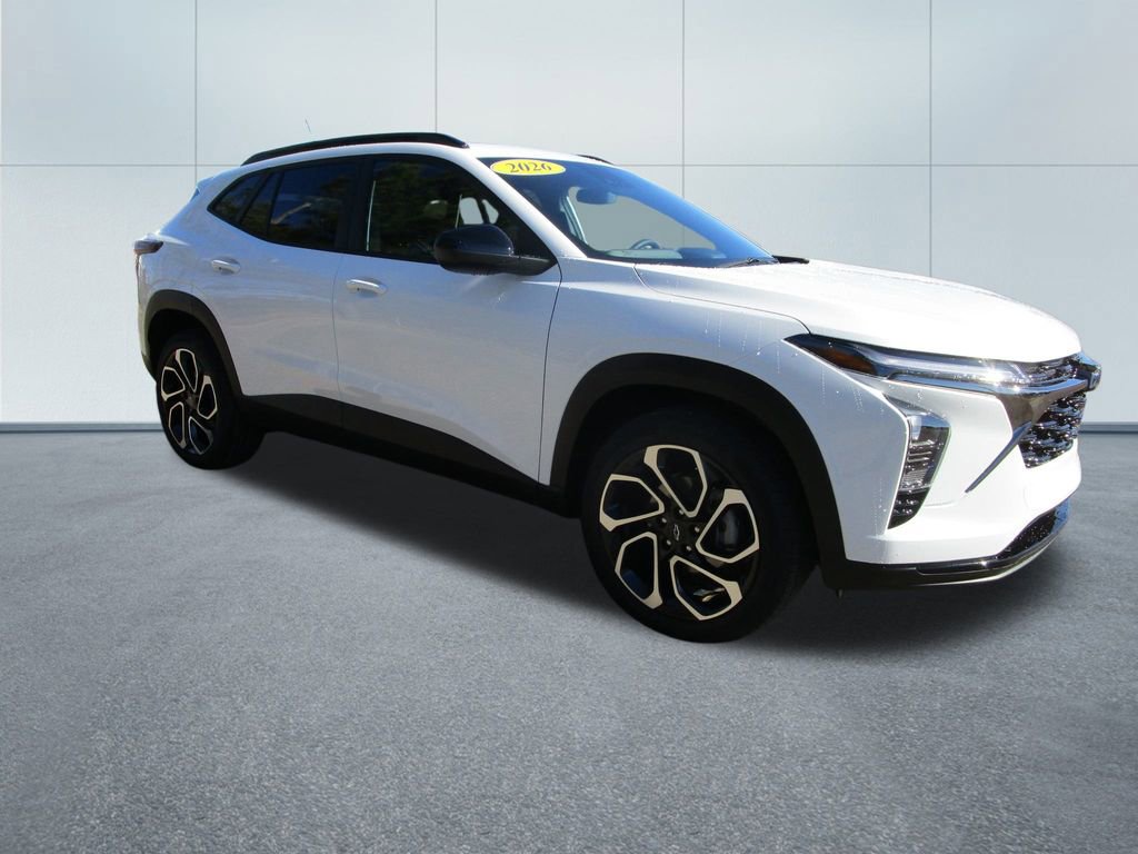 New 2026 Chevrolet Trax RS w/ Sunroof Package image 5