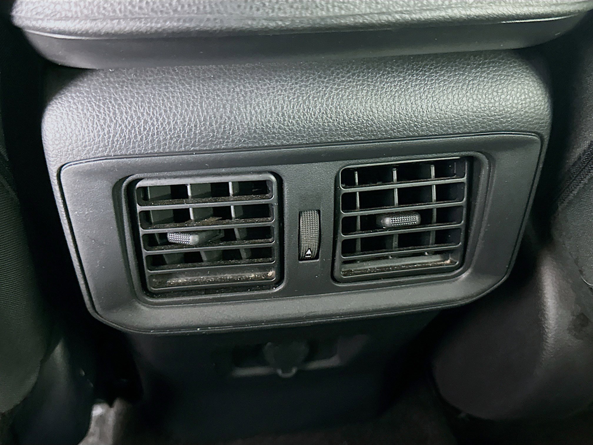 Used 2024 Toyota RAV4 LE image 26