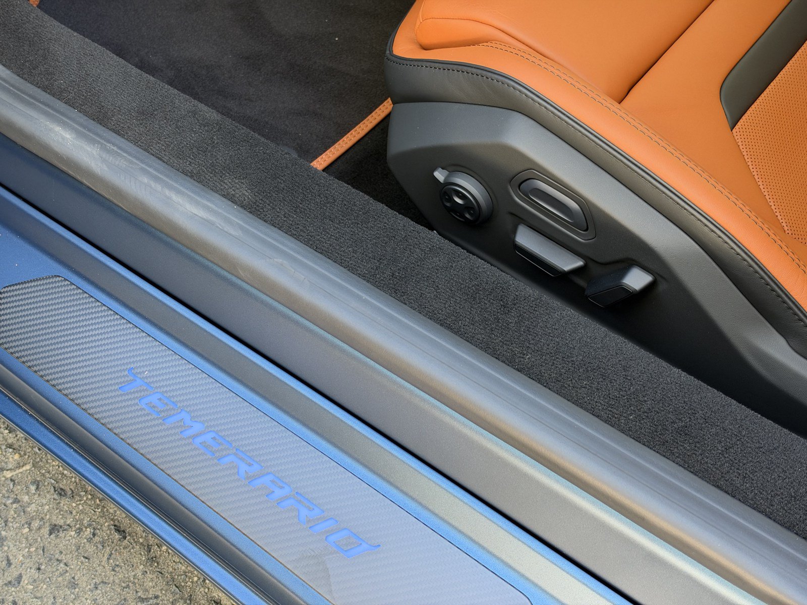 Used 2026 Lamborghini Temerario AWD/4WD image 17