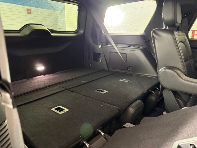 Used 2018 Lincoln Navigator Reserve w/ Technology Package AWD/4WD image 19