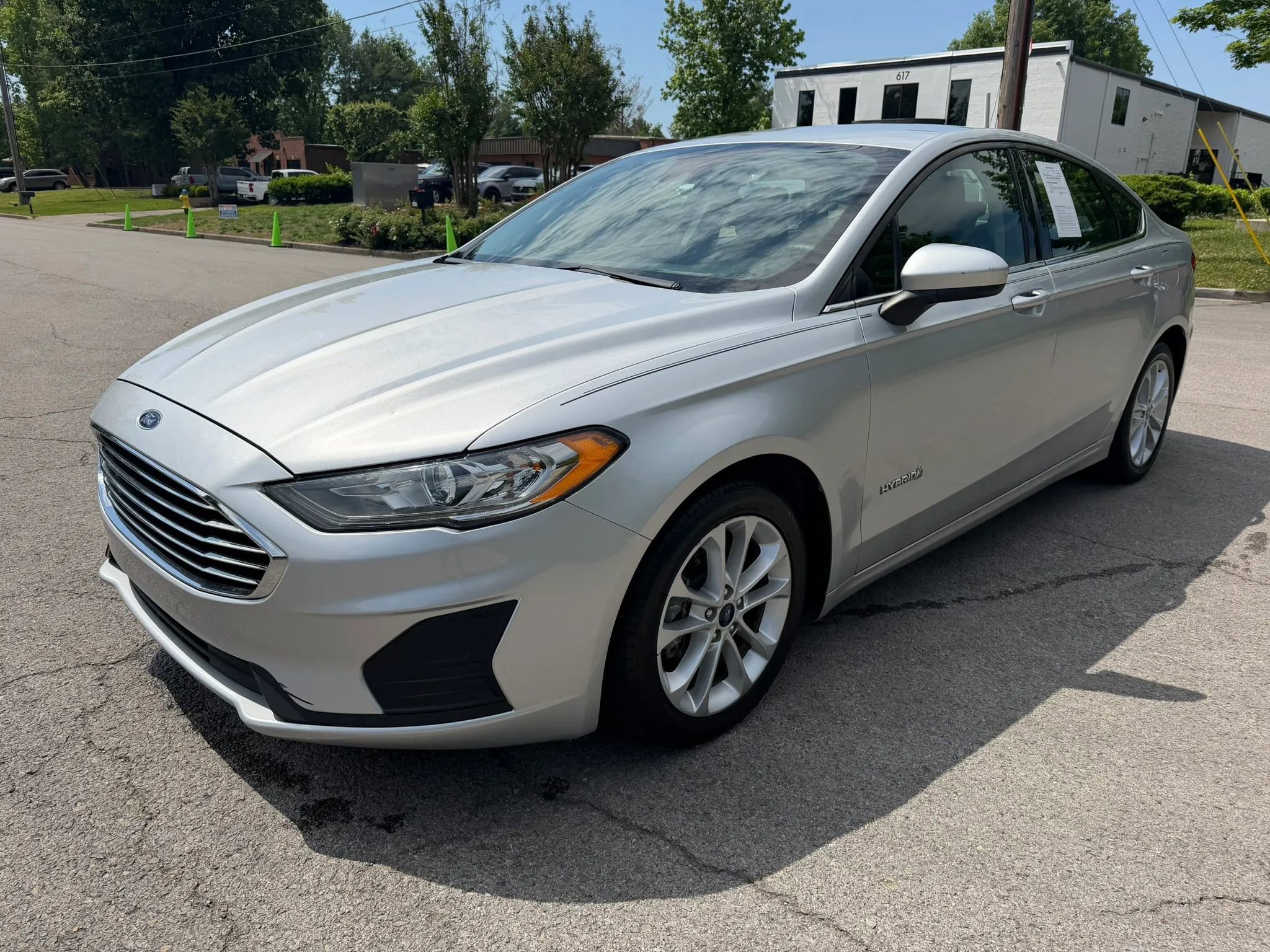 Used 2019 Ford Fusion SE FWD image 7