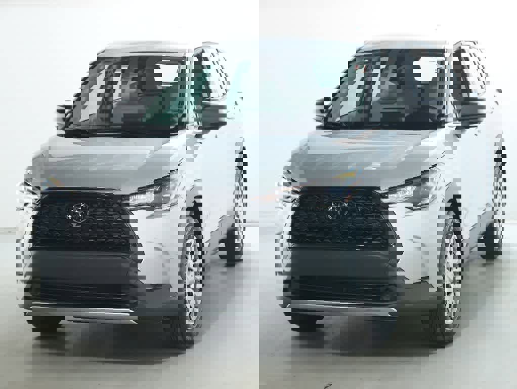 Used 2023 Toyota Corolla Cross L image 1