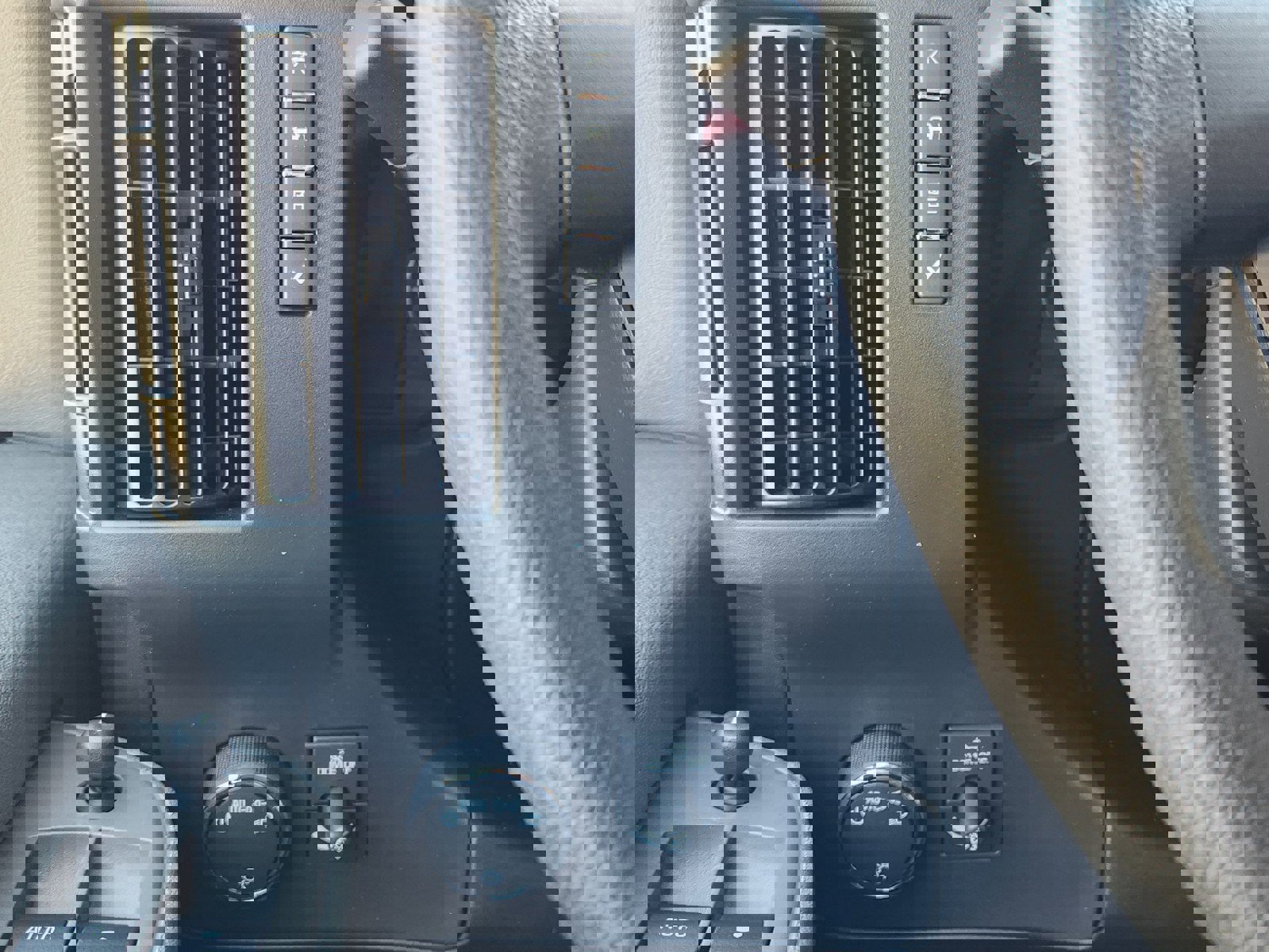 New 2025 Chevrolet Express 2500 Extended w/ Driver Convenience Package image 24