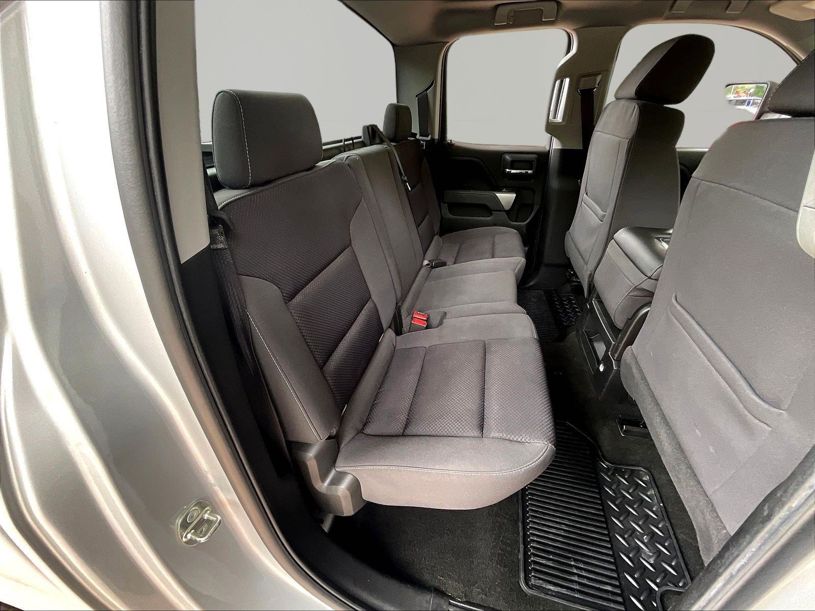 Used 2018 Chevrolet Silverado 1500 LT w/ All Star Edition AWD/4WD image 26