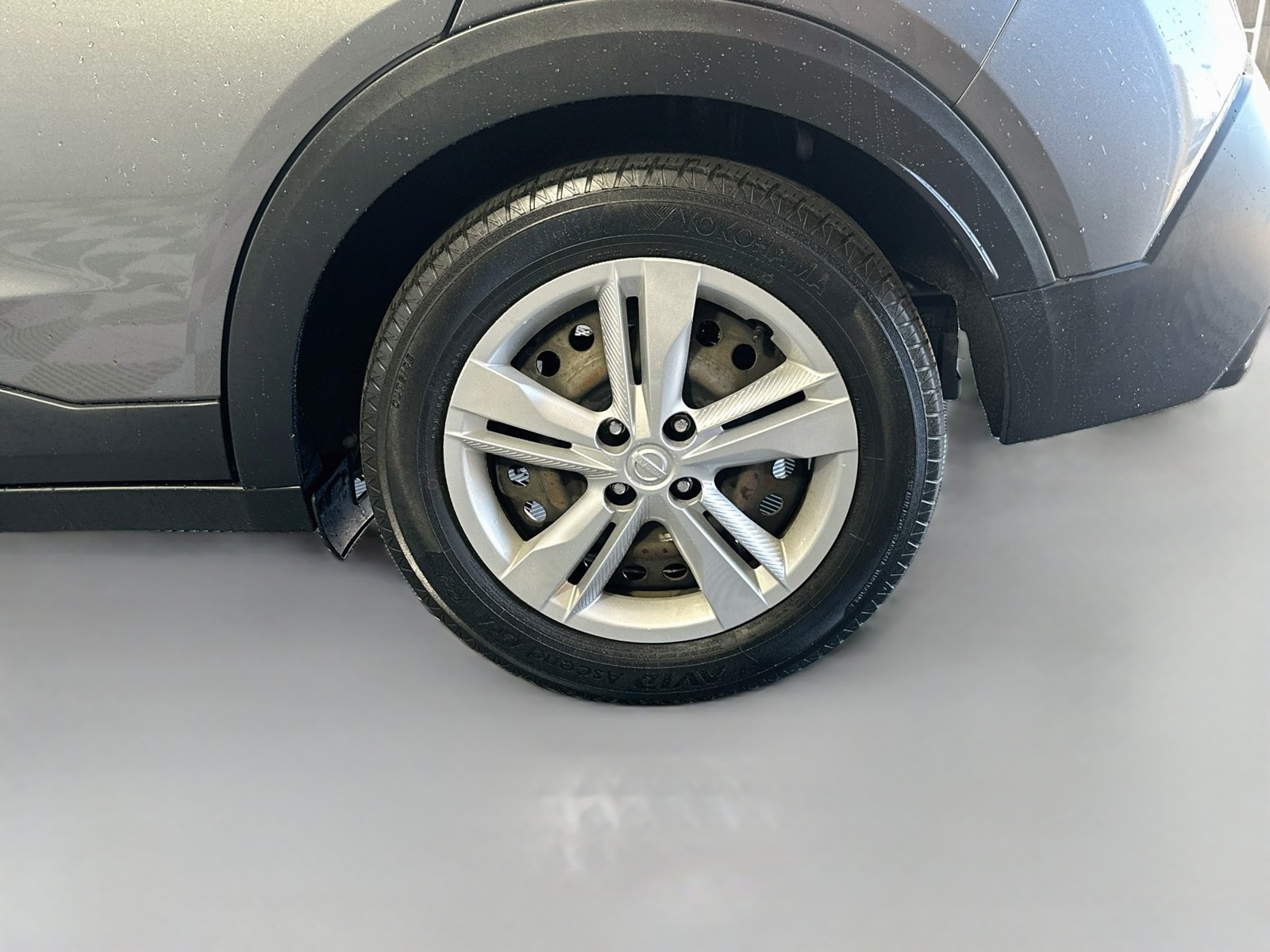 Used 2019 Nissan Kicks S FWD image 28