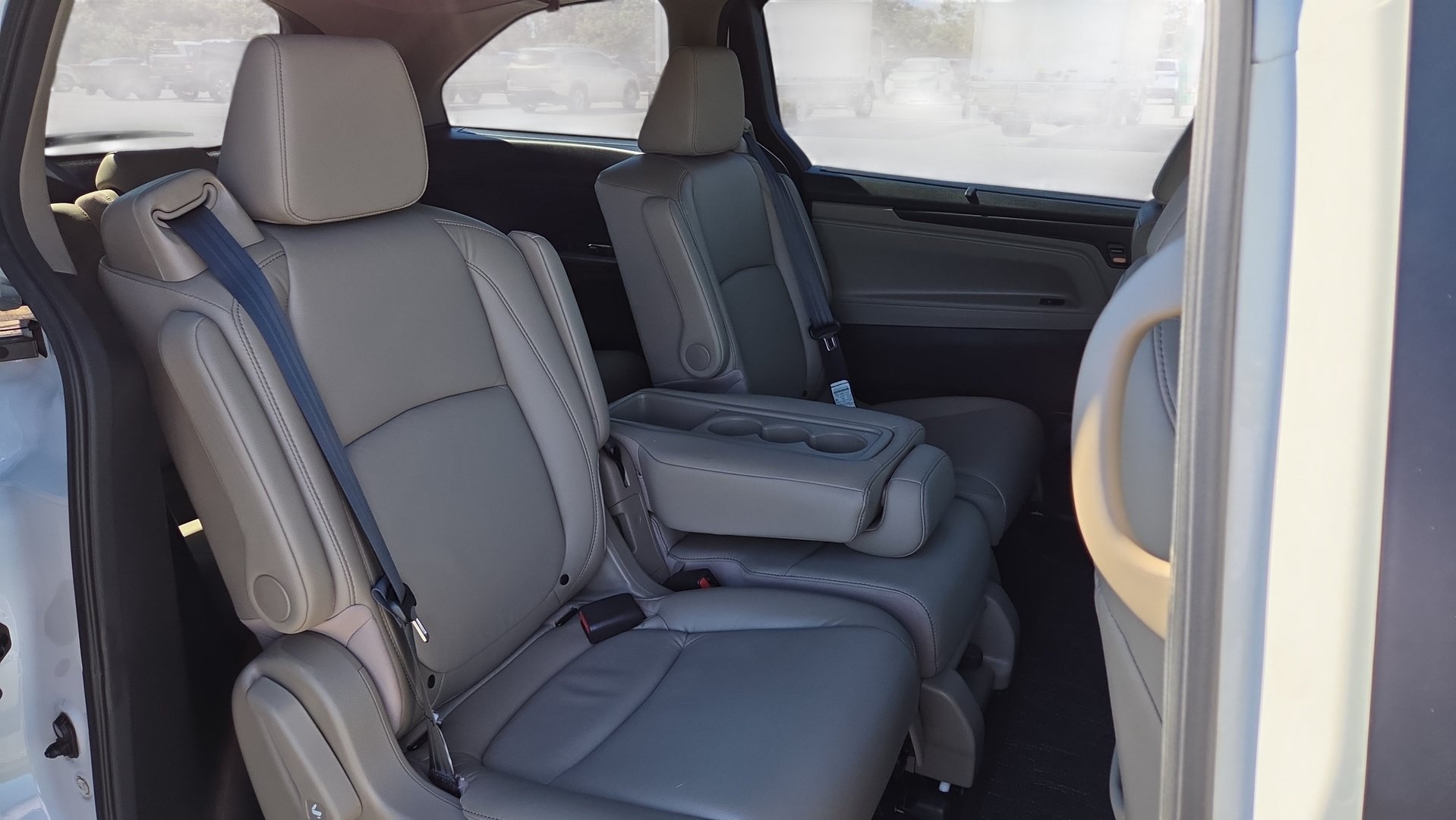 Used 2021 Honda Odyssey EX-L image 32