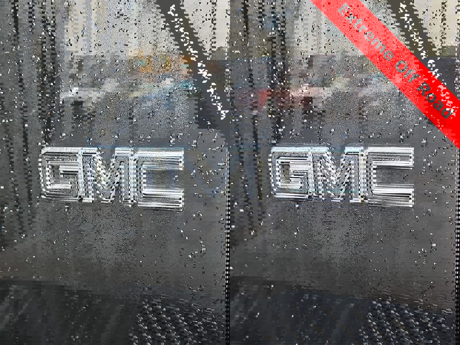 Used 2024 GMC Hummer EV 3X w/ LPO, Illumination Package image 11