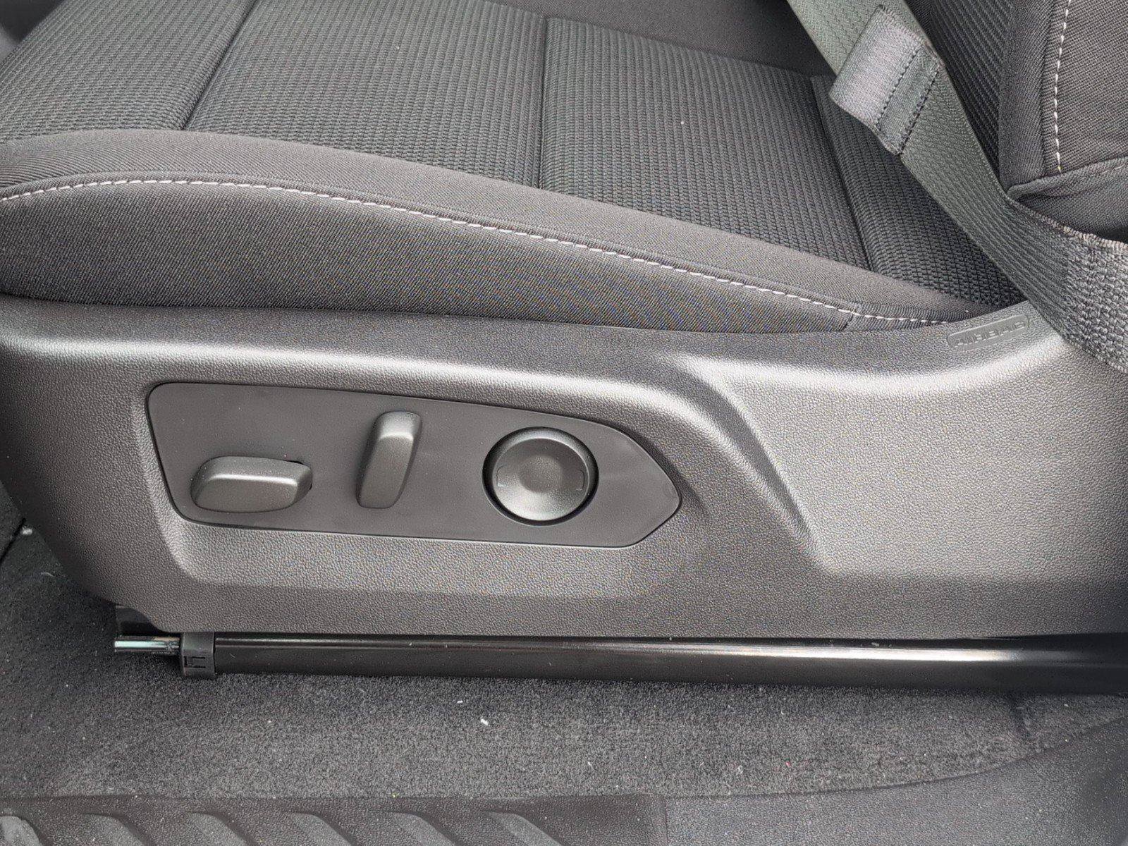 New 2026 GMC Canyon Elevation w/ Convenience Package RWD image 18