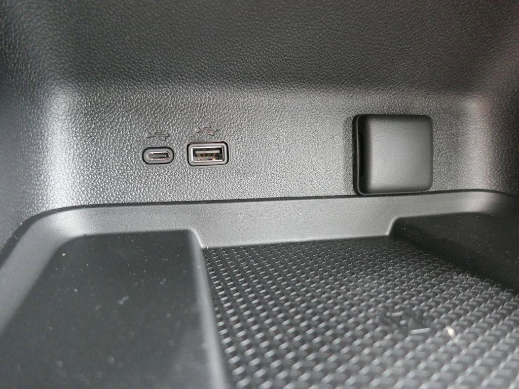 New 2026 Chevrolet Traverse RS AWD/4WD image 27