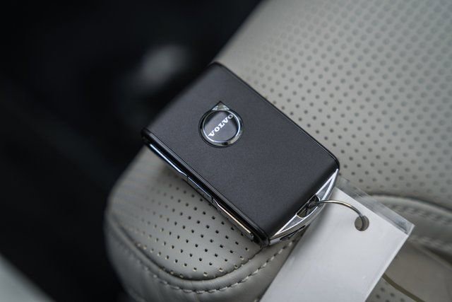 New 2026 Volvo XC60 B5 Ultra w/ Protection Package Premier image 44