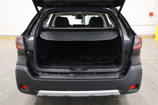 Used 2024 Subaru Outback Touring AWD/4WD image 14