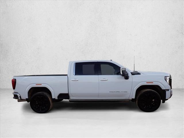 Used 2025 GMC Sierra 2500 Denali Ultimate AWD/4WD image 5