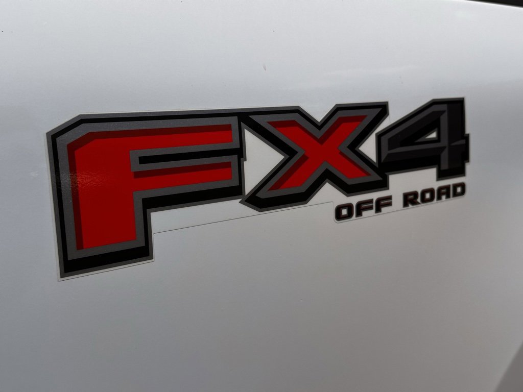 Used 2023 Ford F250 XLT w/ FX4 Off-Road Package image 7