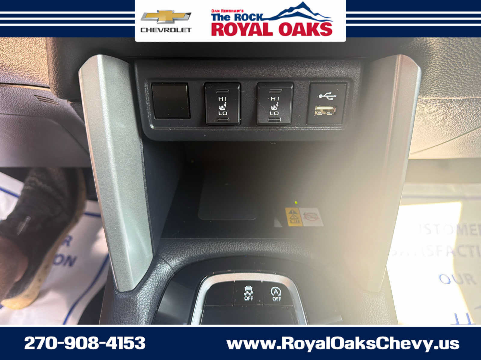 Used 2022 Toyota Corolla Cross XLE w/ Convenience Package AWD/4WD image 18