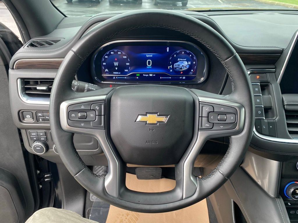 Used 2024 Chevrolet Suburban LT image 14