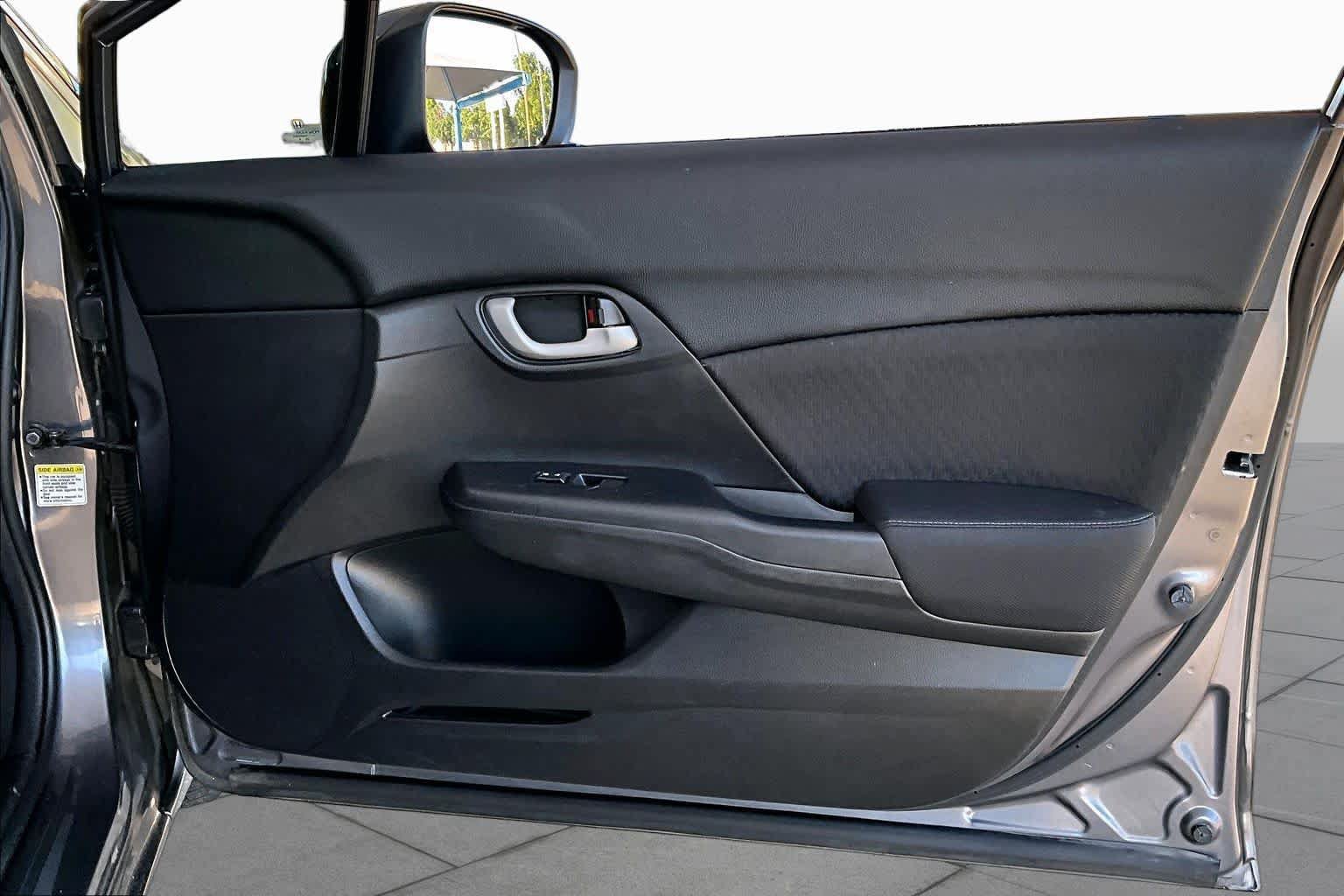 Used 2015 Honda Civic SE image 22