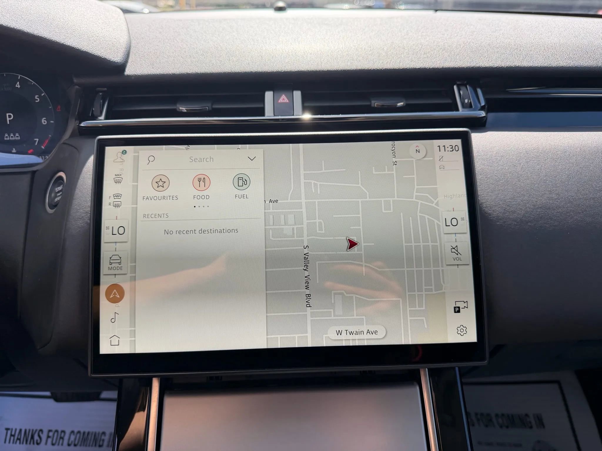 Used 2024 Land Rover Range Rover Velar S image 28