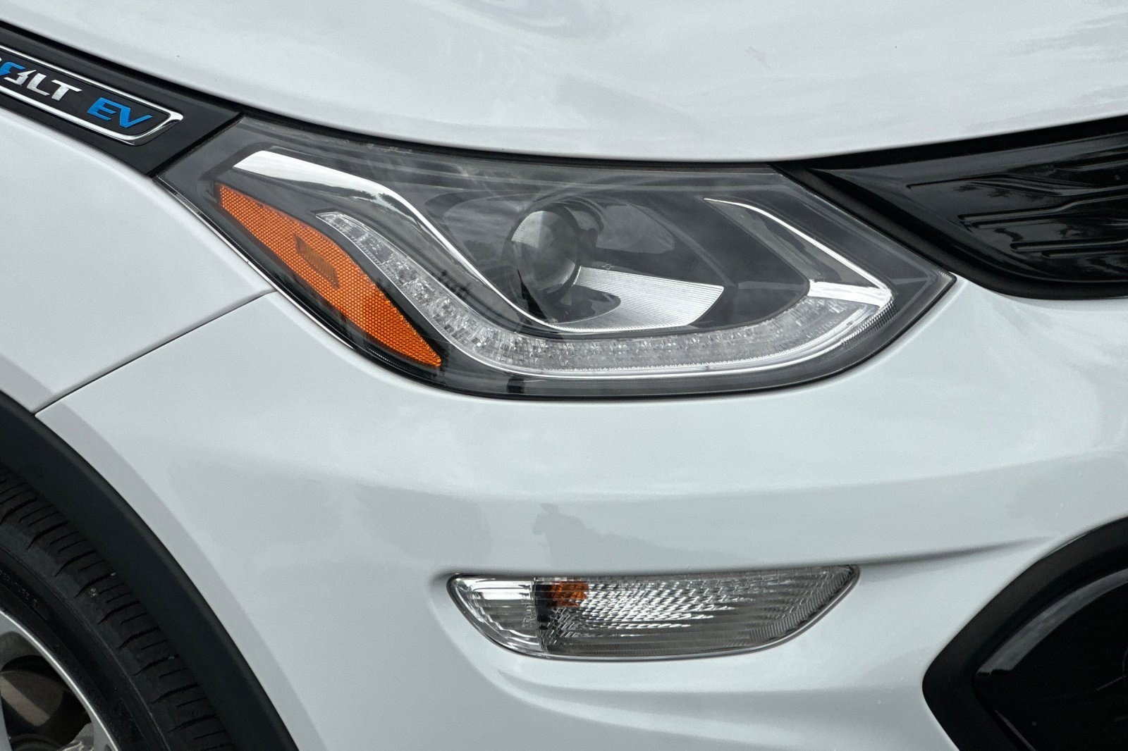 Used 2021 Chevrolet Bolt LT FWD image 12