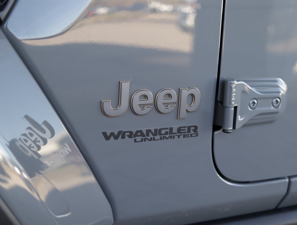 Used 2021 Jeep Wrangler Unlimited Rubicon w/ Trailer Tow Package image 39