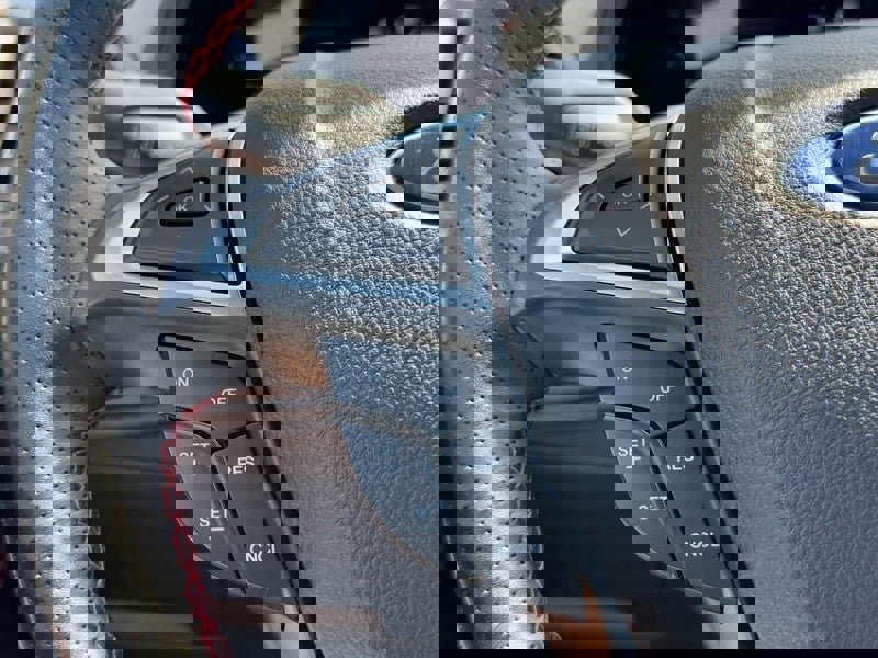 Used 2023 Ford Edge ST-Line AWD/4WD image 16