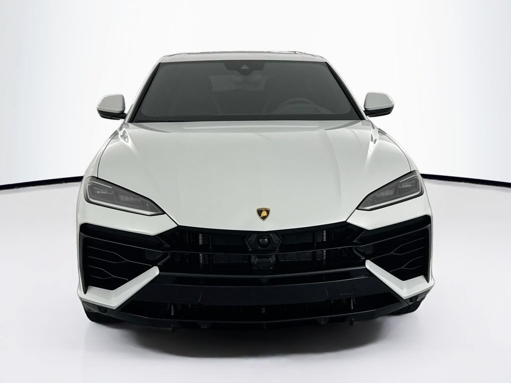 Used 2025 Lamborghini Urus Performante AWD/4WD image 2
