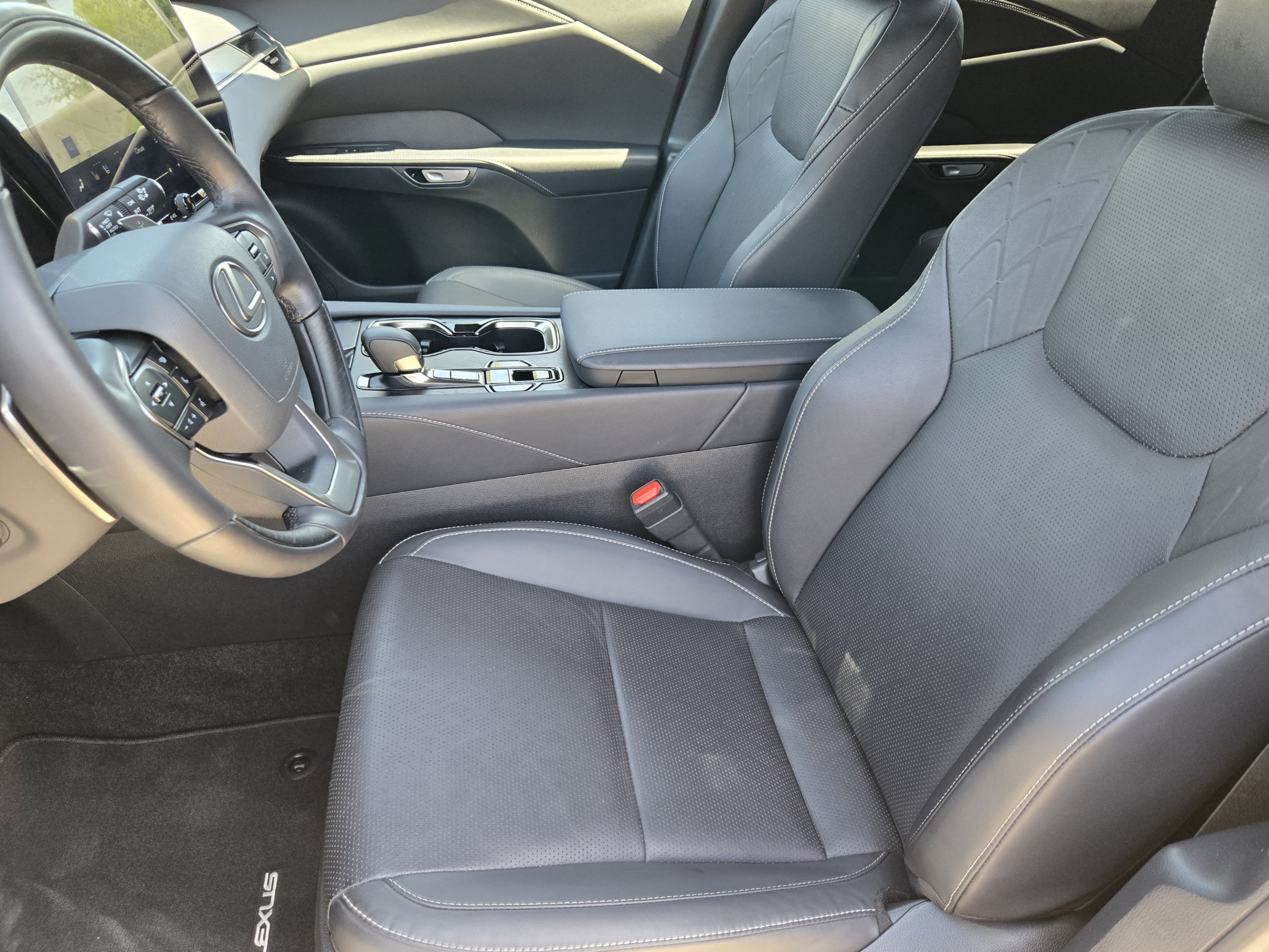 Certified 2025 Lexus RX 350 Premium Plus FWD image 9
