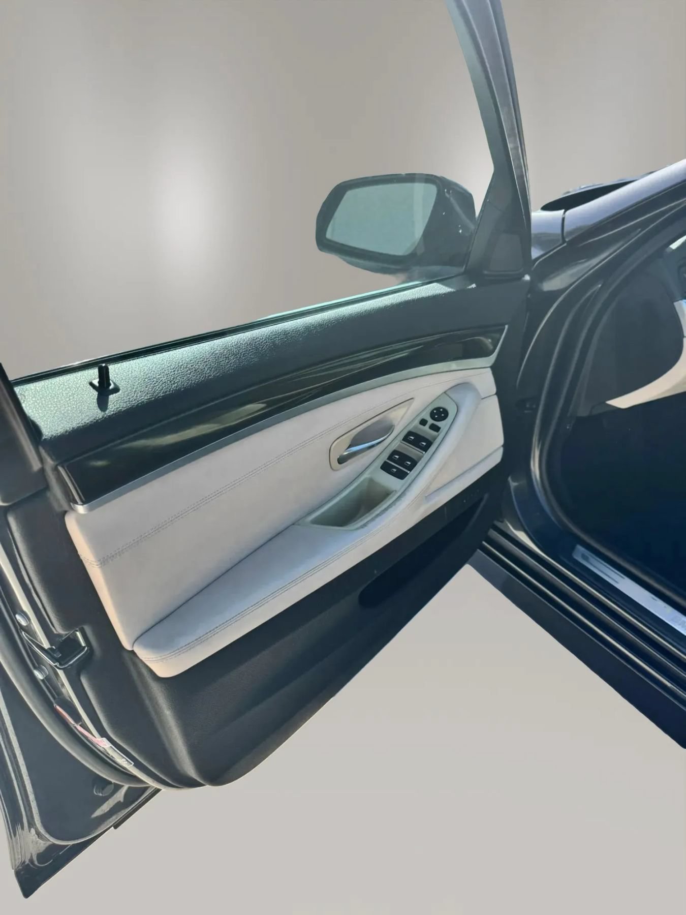 Used 2014 BMW 528i Sedan RWD image 14