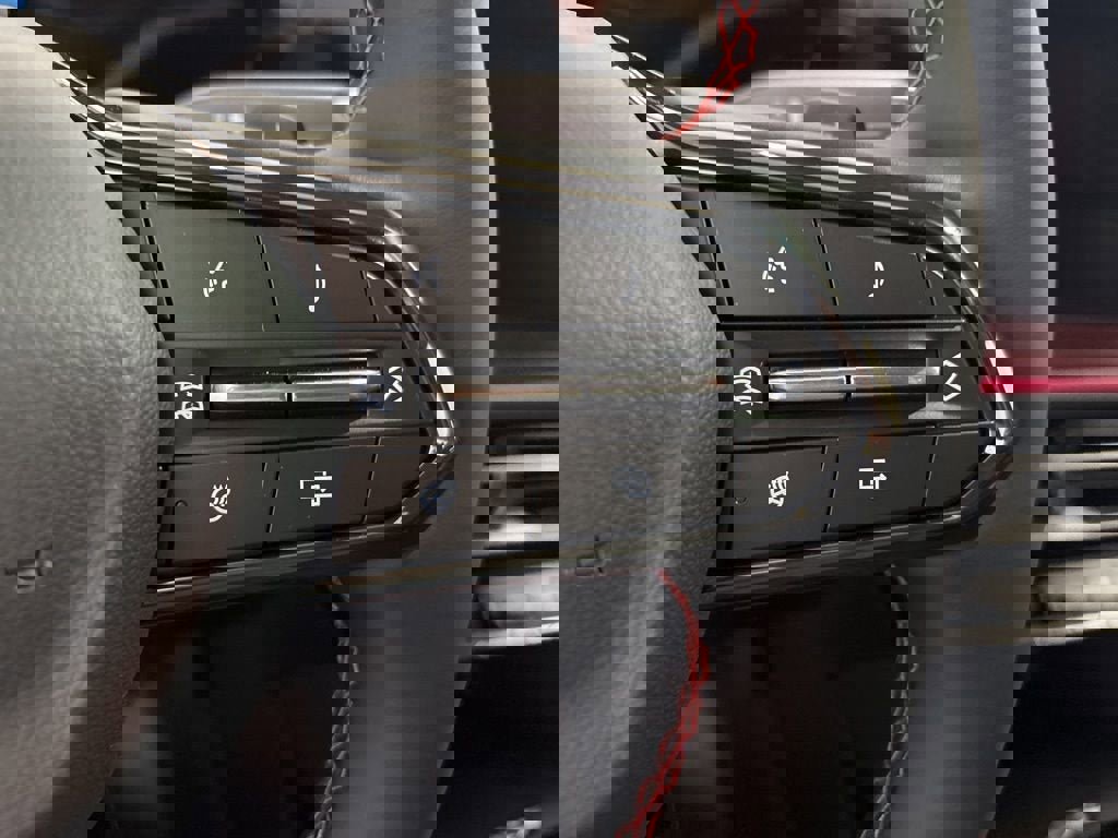 New 2026 Chevrolet Traverse RS w/ LPO, Floor Liner Package AWD/4WD image 22