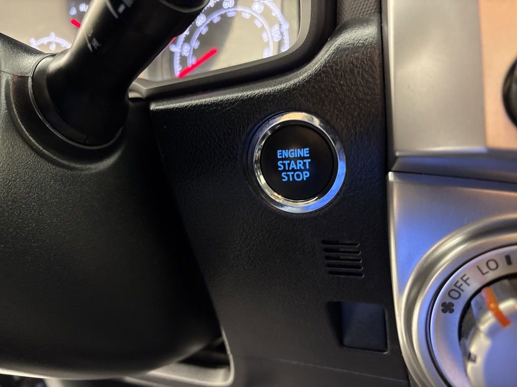 Used 2024 Toyota 4Runner SR5 image 33
