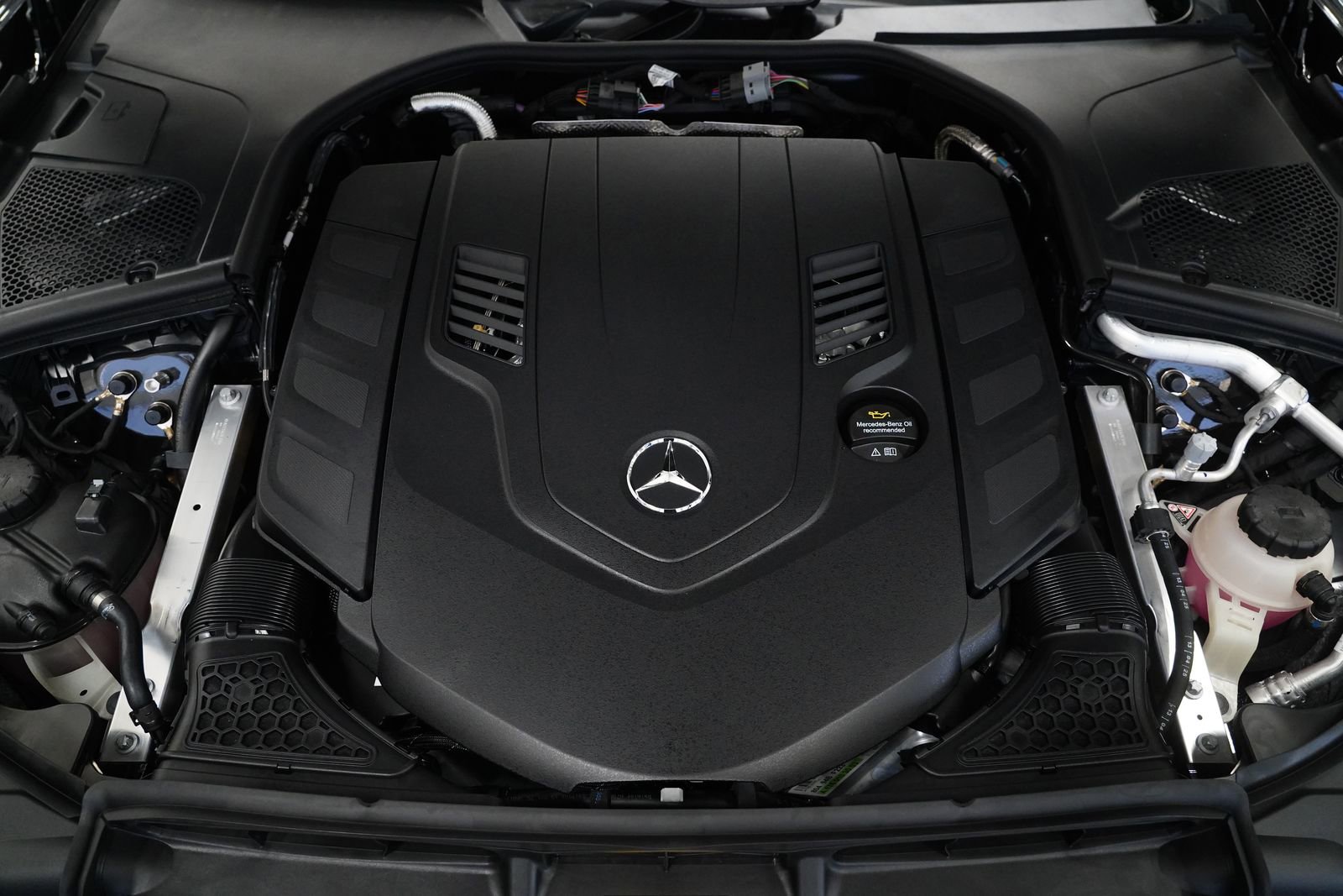 New 2026 Mercedes-Benz S 580 4MATIC Sedan image 33