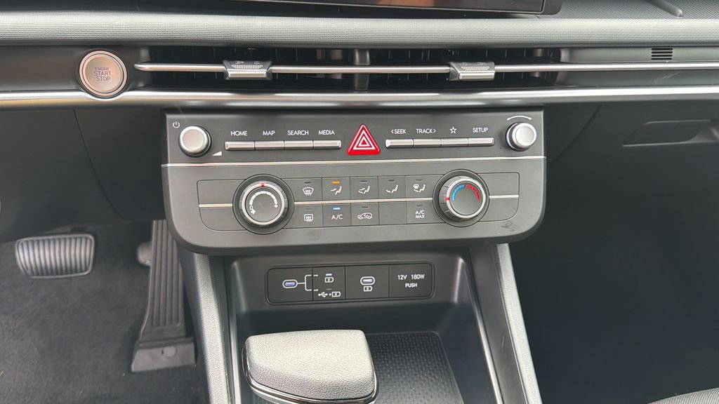 New 2026 Hyundai Tucson SE image 27