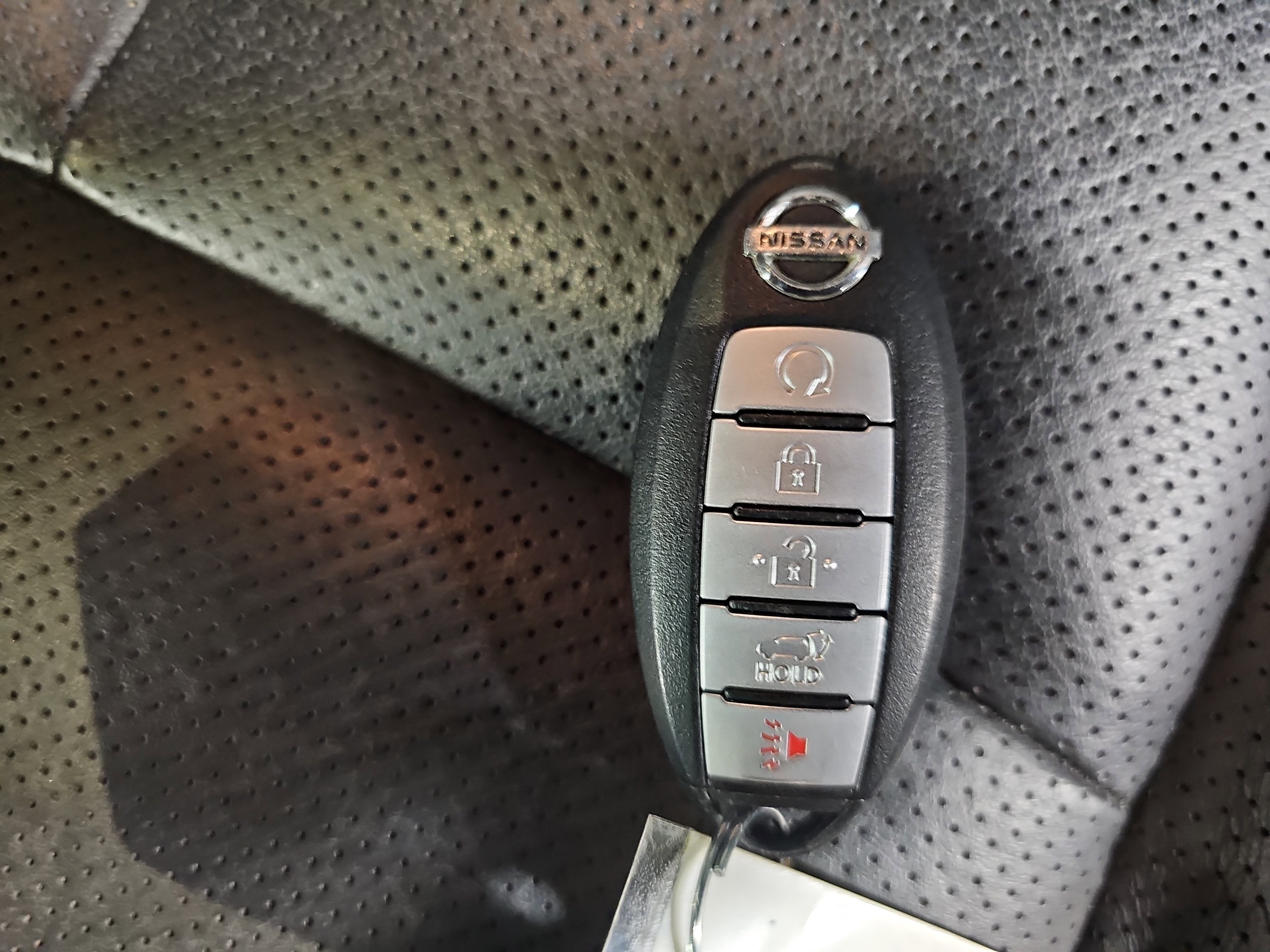 Used 2018 Nissan Rogue SL FWD image 36