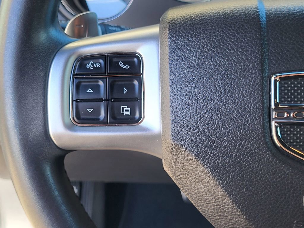 Used 2012 Dodge Challenger R/T image 19