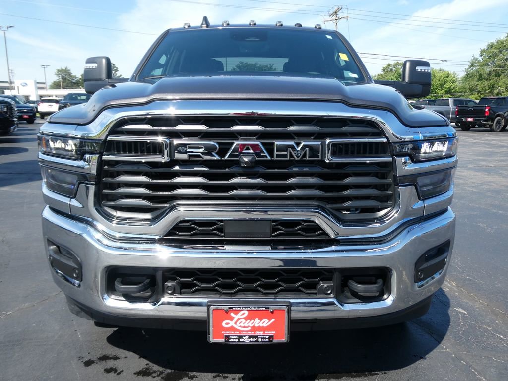 Used 2026 RAM 3500 Big Horn AWD/4WD image 9