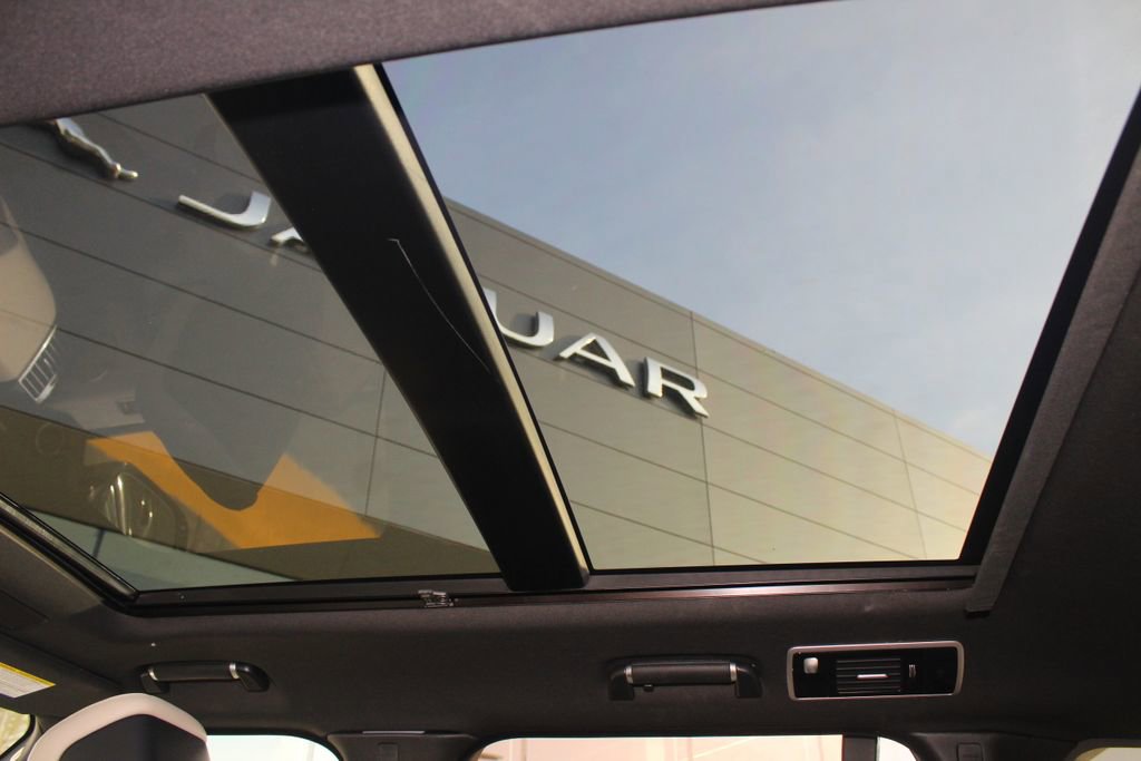 Used 2021 Land Rover Range Rover Westminster Edition image 25