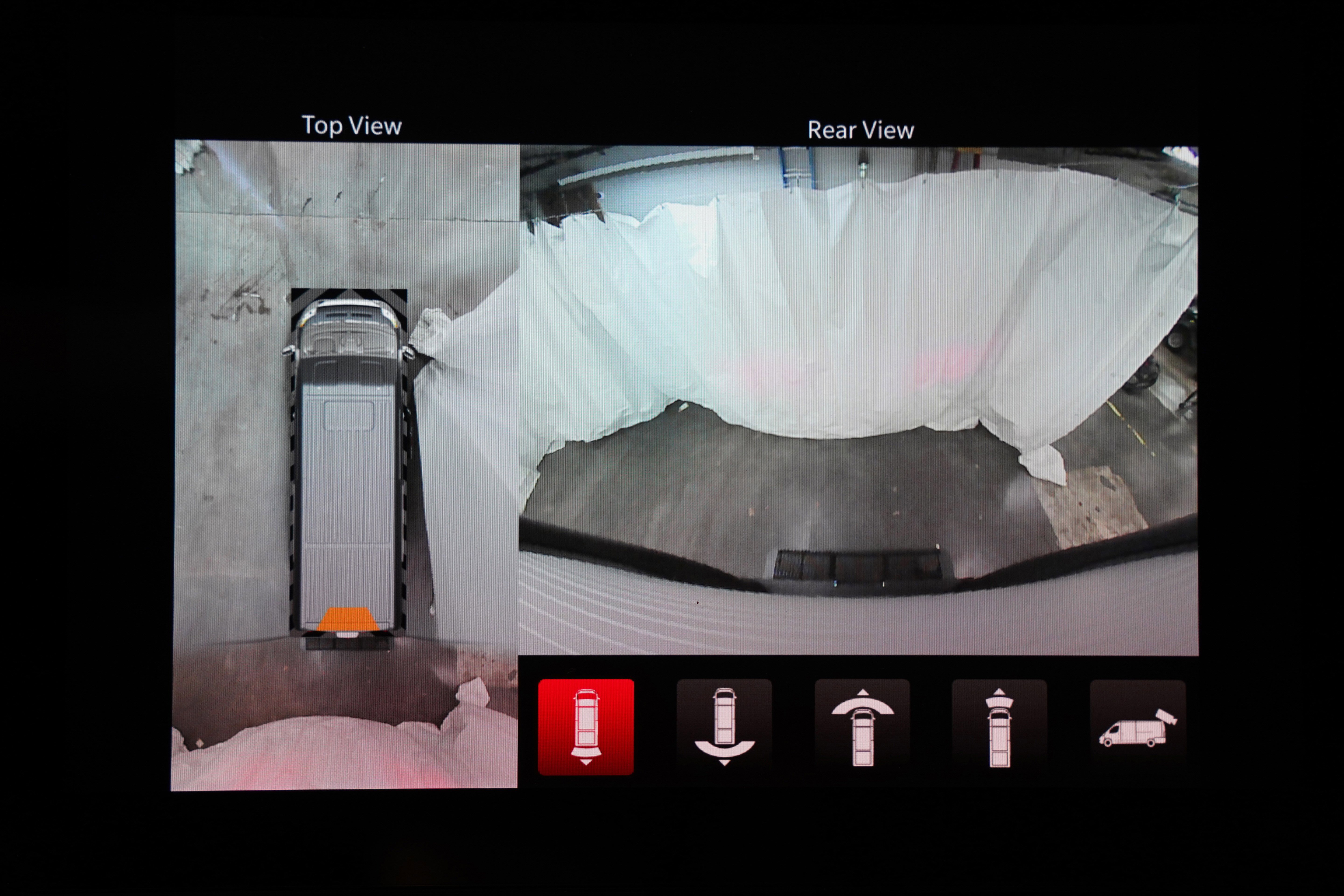 Used 2024 RAM ProMaster 3500 w/ Delivery Van Package image 4